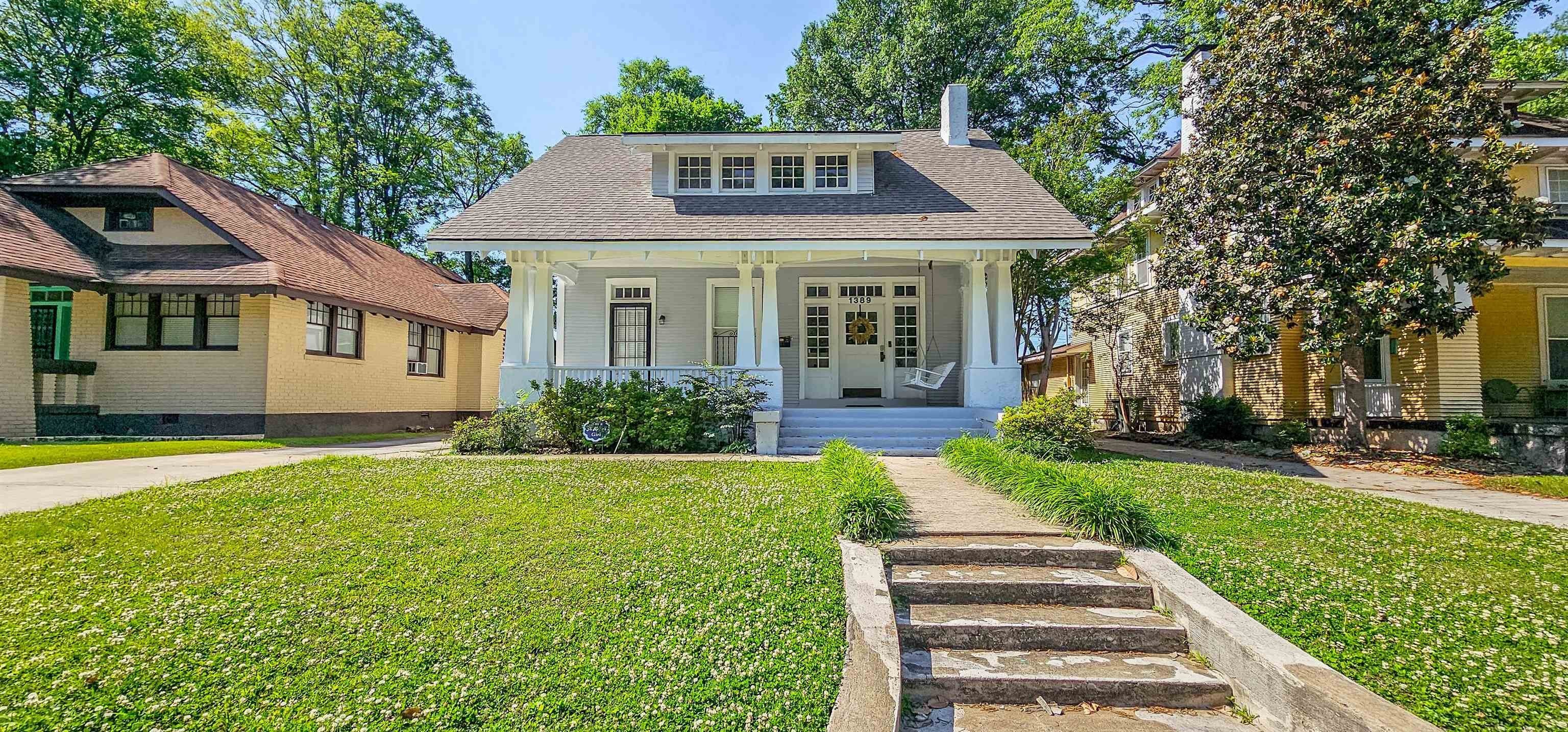1389 Agnes Pl – photo 2