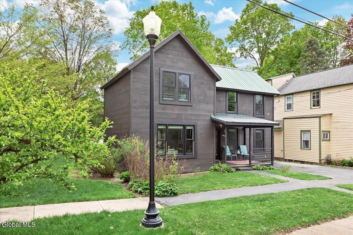 116 Catherine Street – photo 2