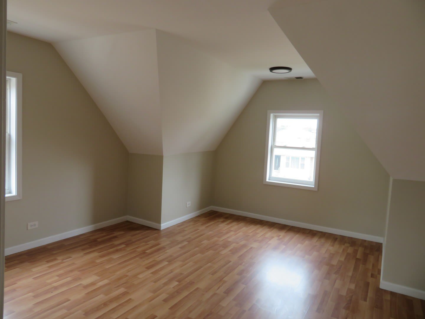 6957 W Fletcher Street – photo 5