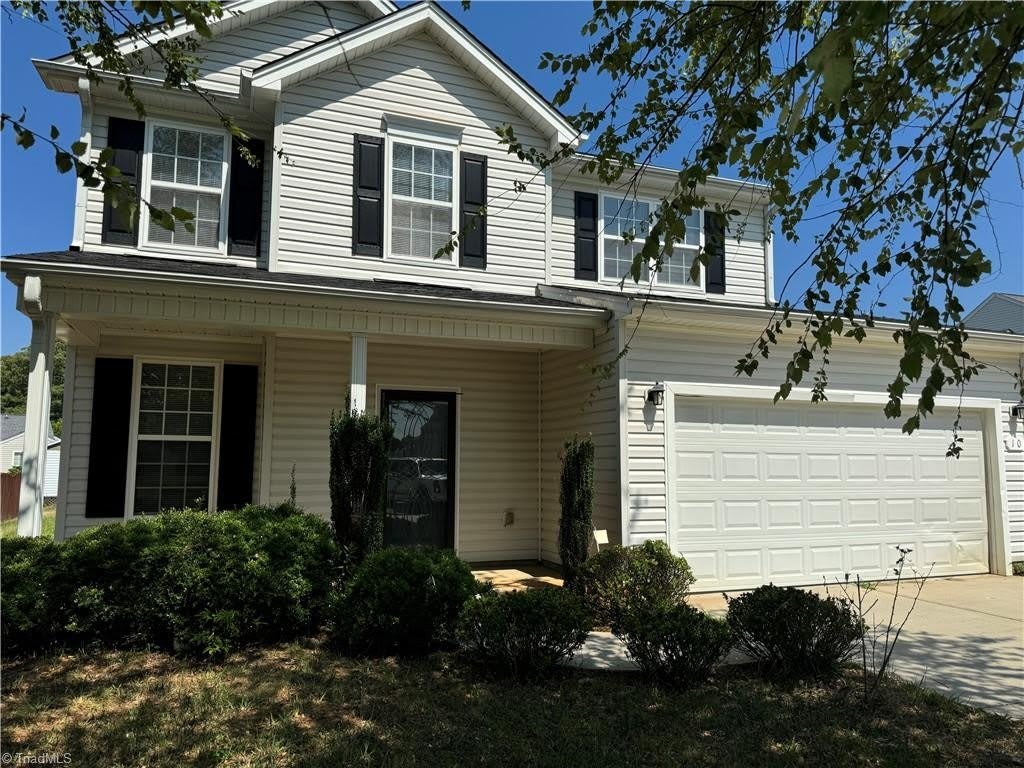 10 Glenrose Court – photo 1