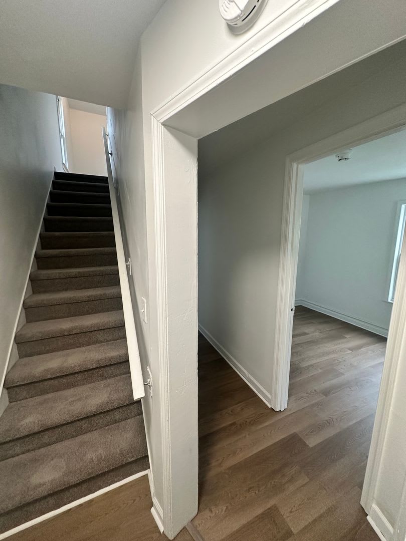 2901 Mapleton Avenue – photo 4