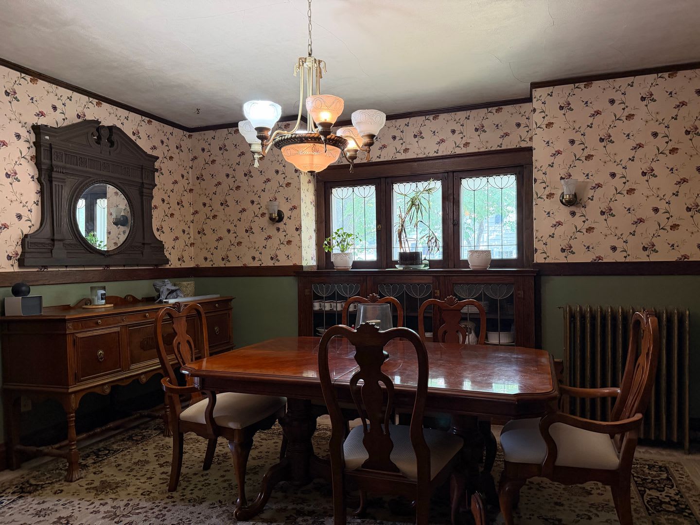Sycamore Four Bed On State Street – photo 1