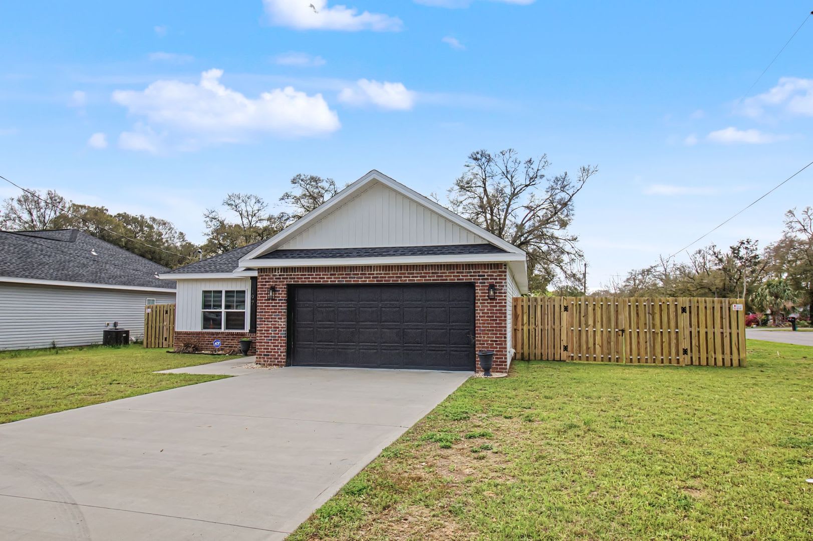 3 Bedroom in Crestview!! – photo 2