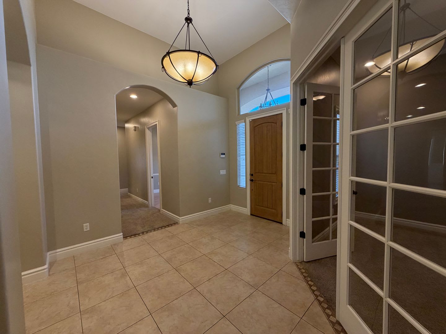 SPACIOUS HOME FOR RENT! – photo 3