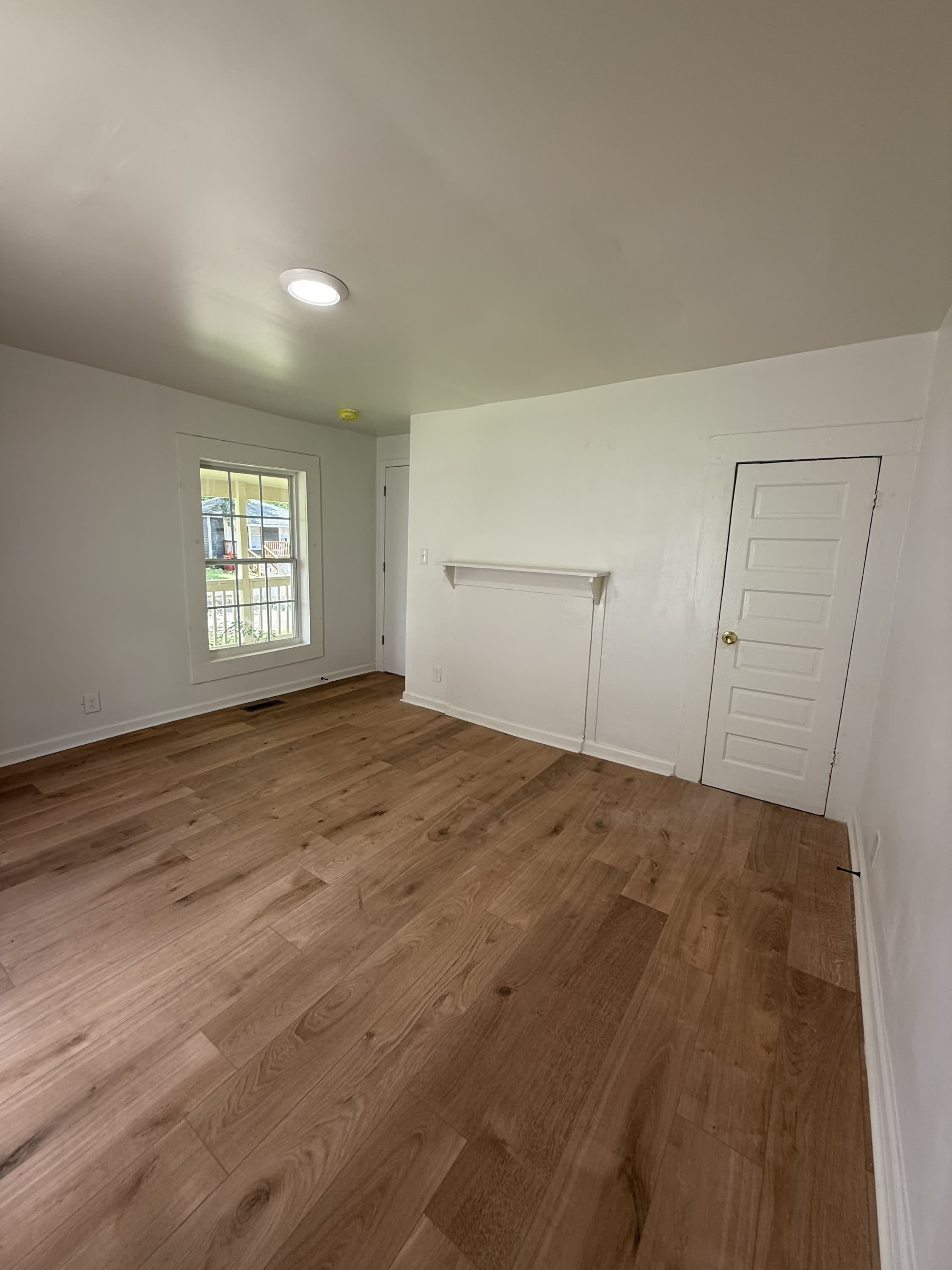 310 Gamma Street South – photo 2