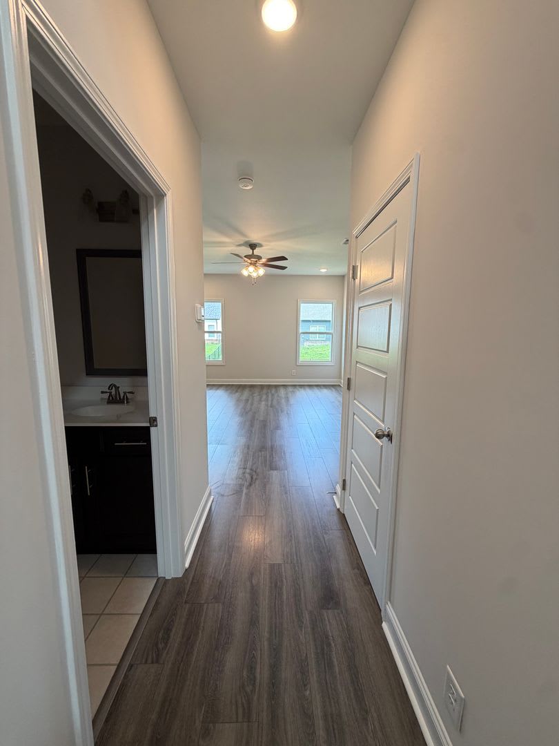 4 Bedroom Dog Friendly Home For Rent Near Post – photo 5