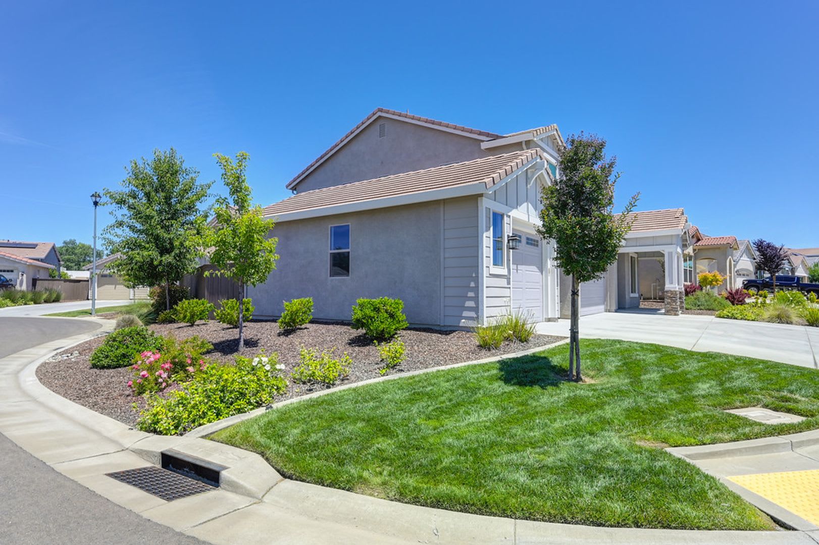 3 bedroom SOLAR Home in Rocklin Gated Community – photo 4