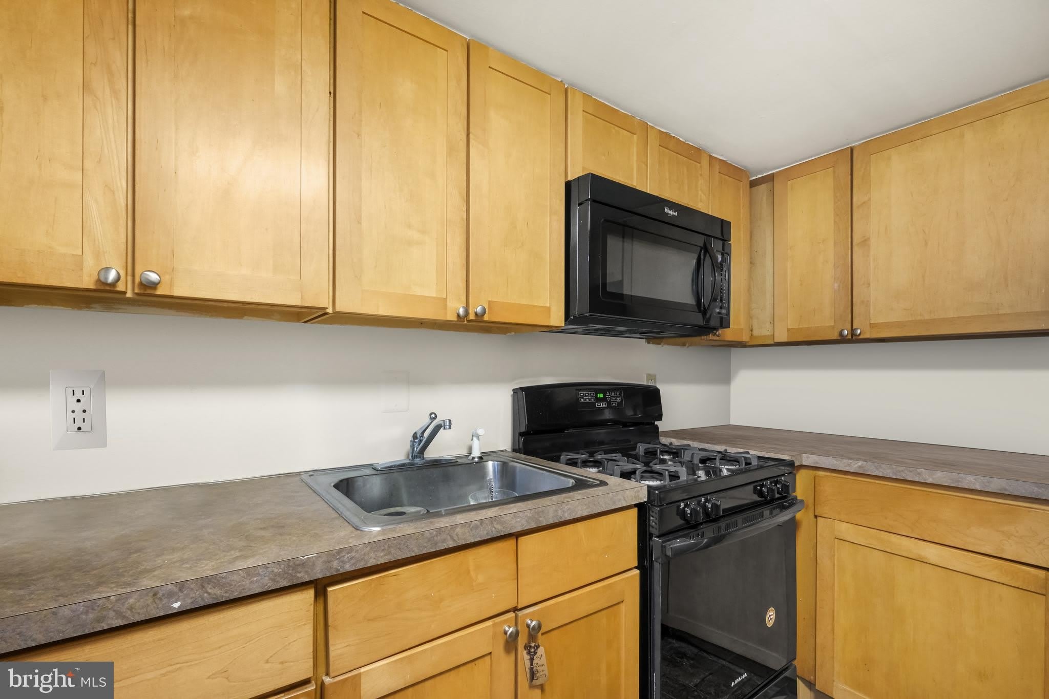 234 BAINBRIDGE Street – photo 5