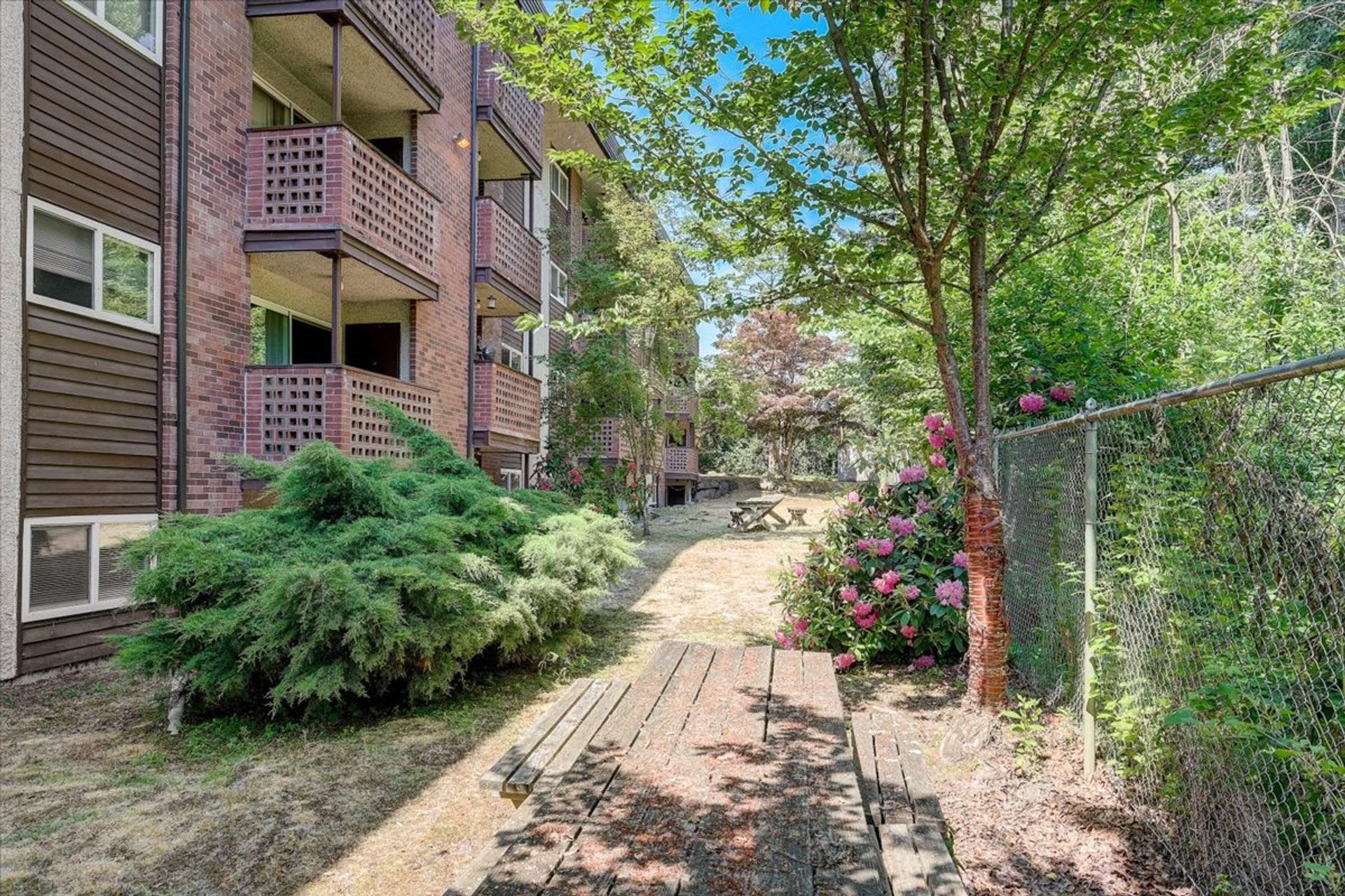 Northgate Manor – photo 1
