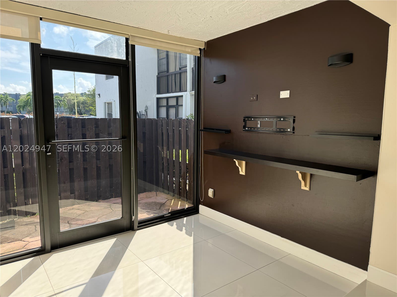 9411 Fontainebleau Blvd – photo 2