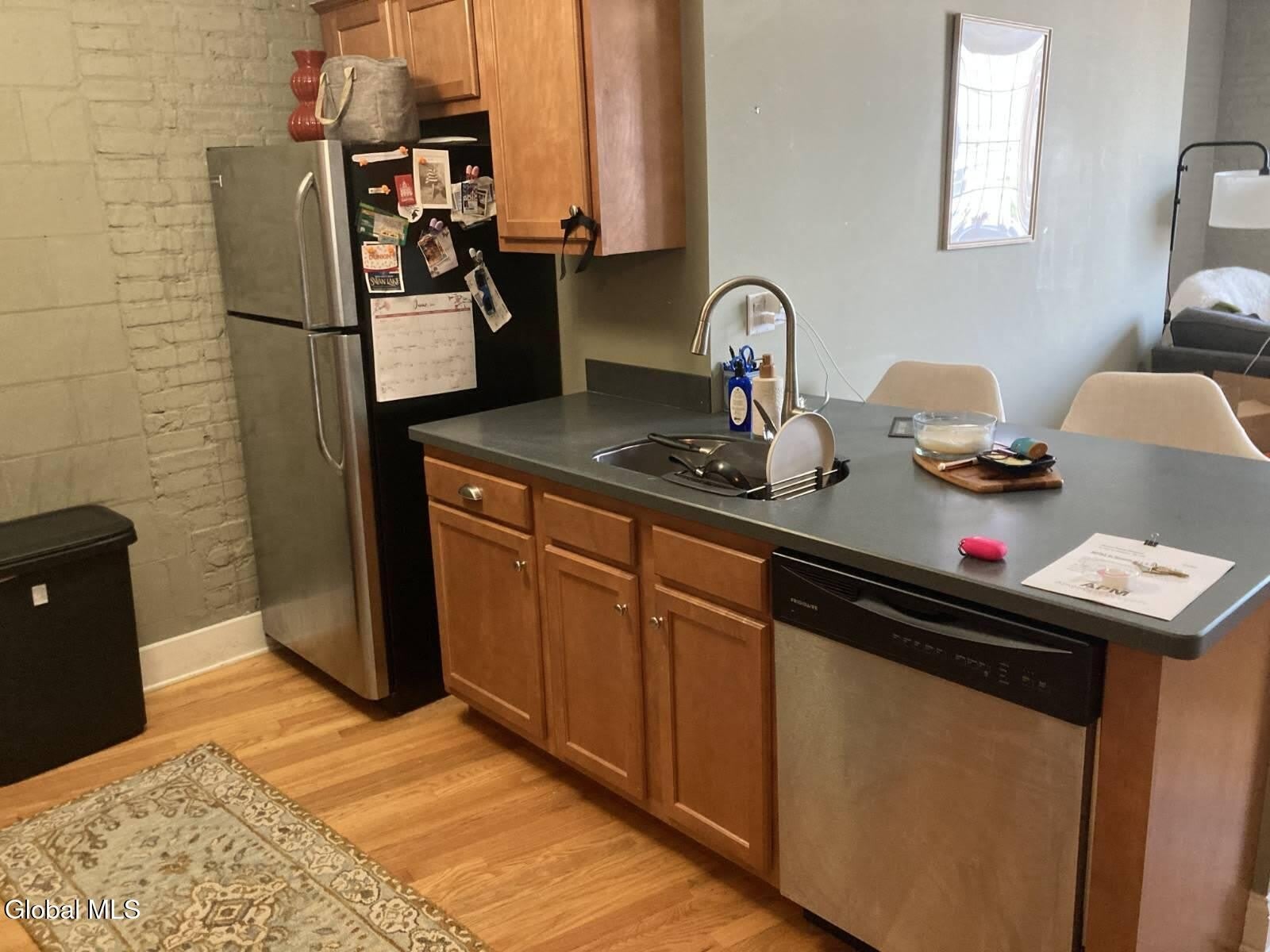 4 Sheridan Avenue – photo 4