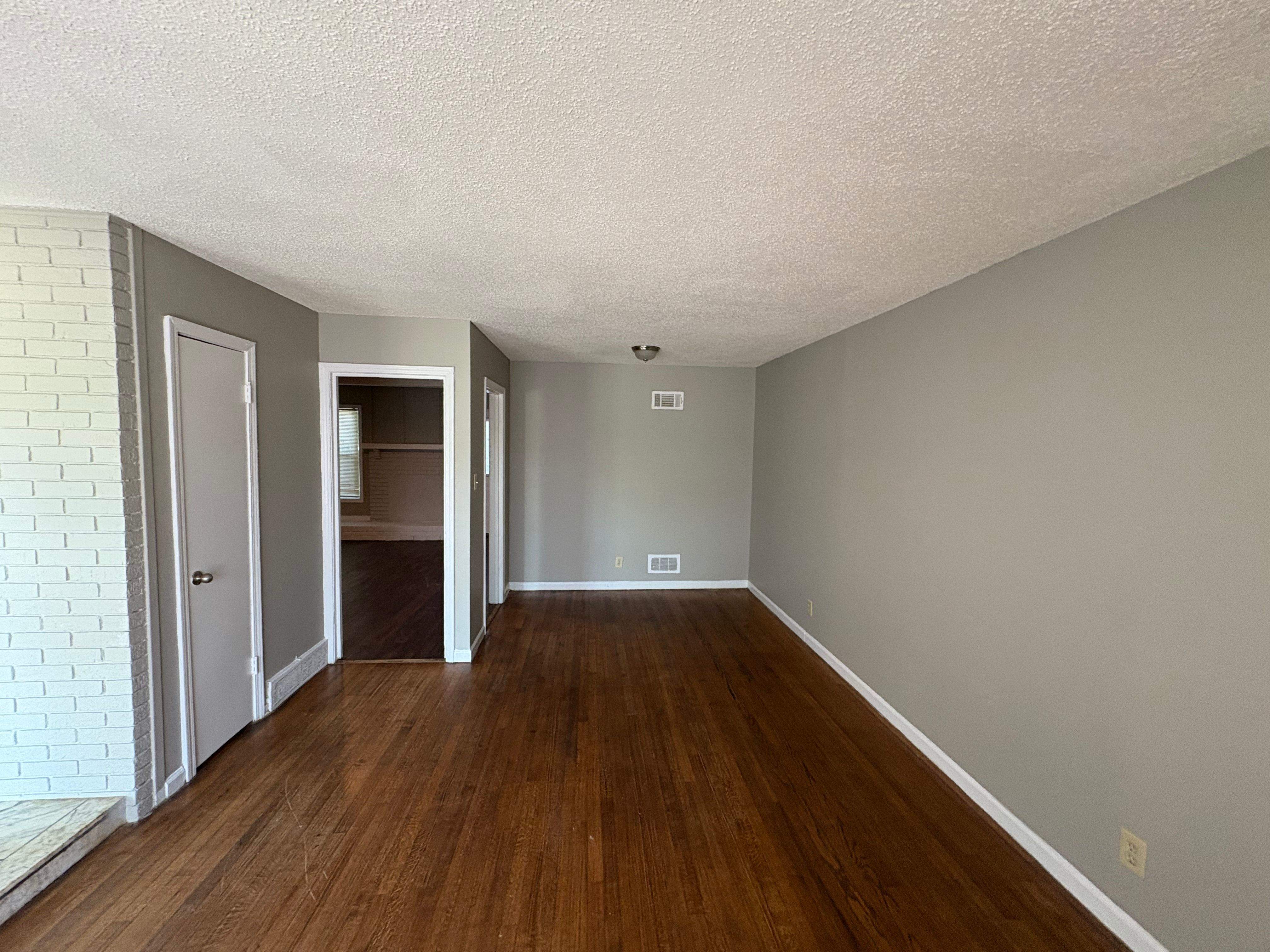 3975 Kerwin Dr – photo 5