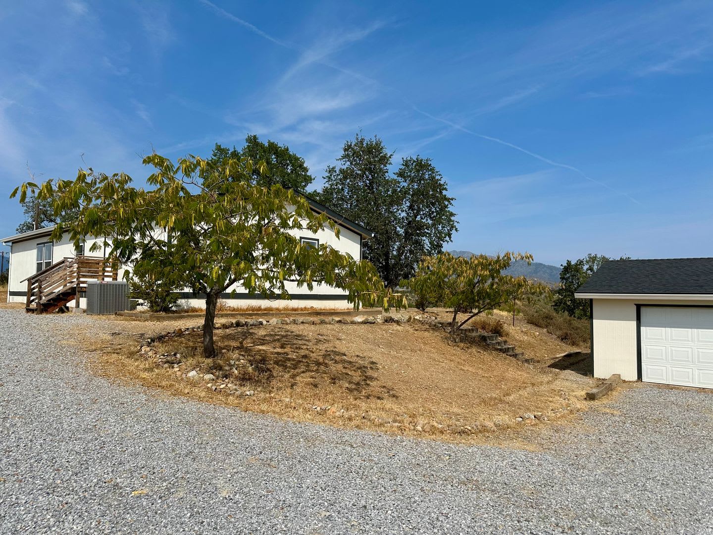 Private Country Retreat on 5 Acres – Modern Upgrades, Peaceful Setting – photo 3