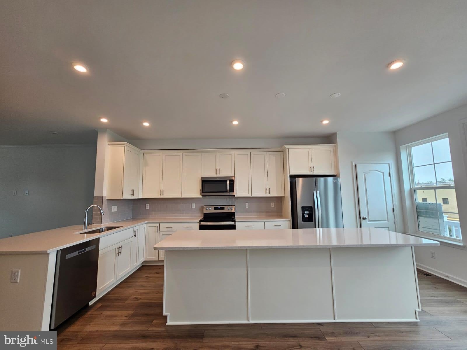 3144 ETON PL – photo 5