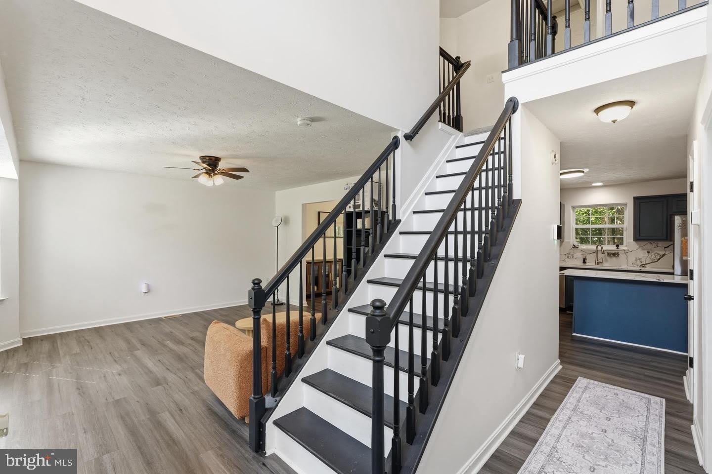 46702 SANDALWOOD Street – photo 3