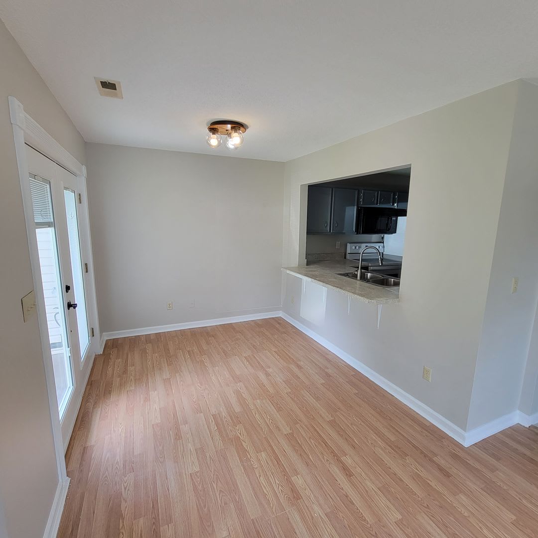 2/1.5 Townhome-Cookeville City- End Unit – photo 3