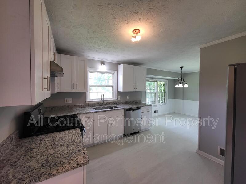 4548 Shallowford Road – photo 5