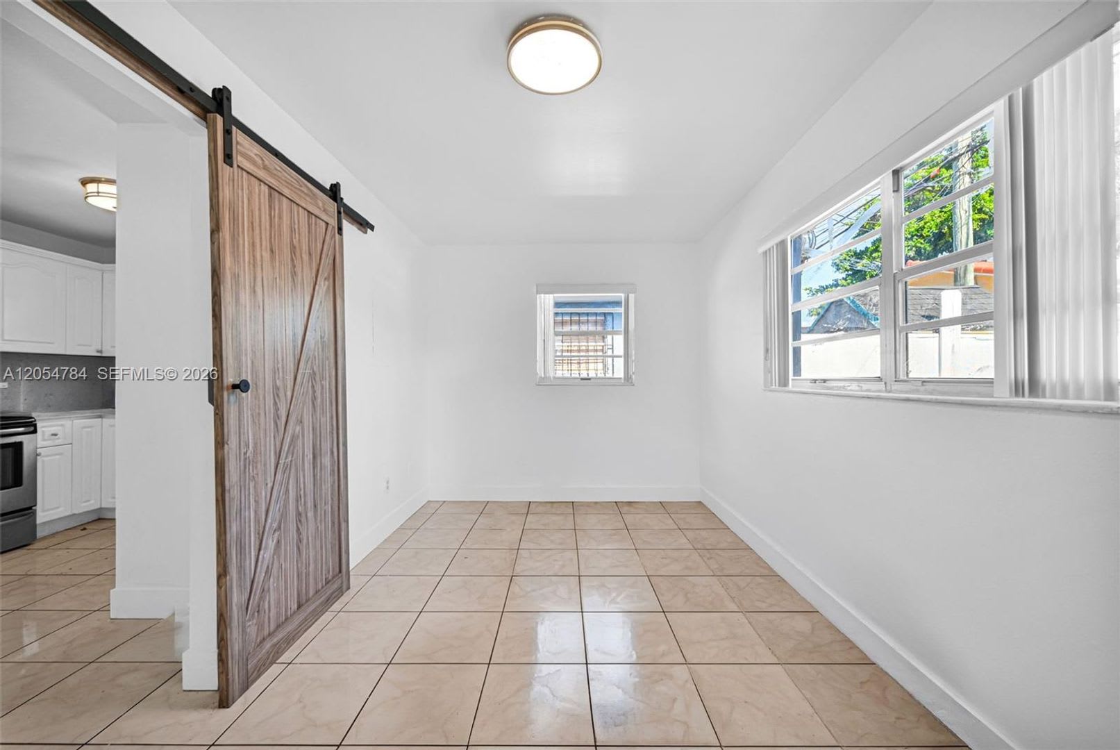 3231 SW 25th Street 2, Miami, FL 33133 – photo 2