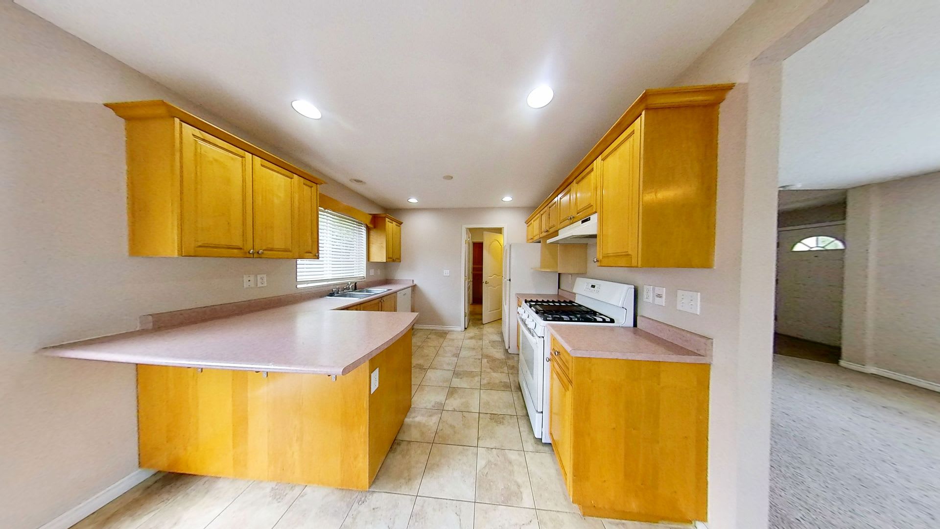 Rent Special 500 Off Of First Month 3 Bedroom 2 5 Bath In The Cordata Meridian Area – photo 5