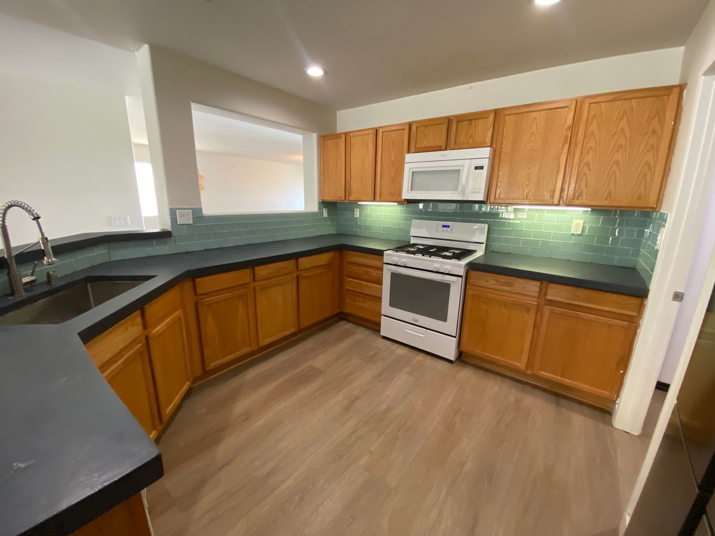 Palmale 3 Bedroom Available Now – photo 4