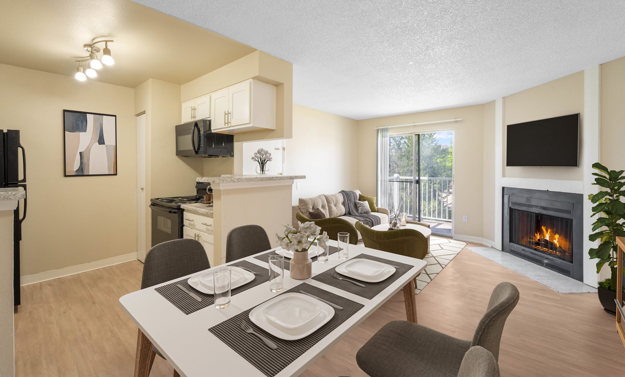 Bella Terra at City Center Apartments – photo 2