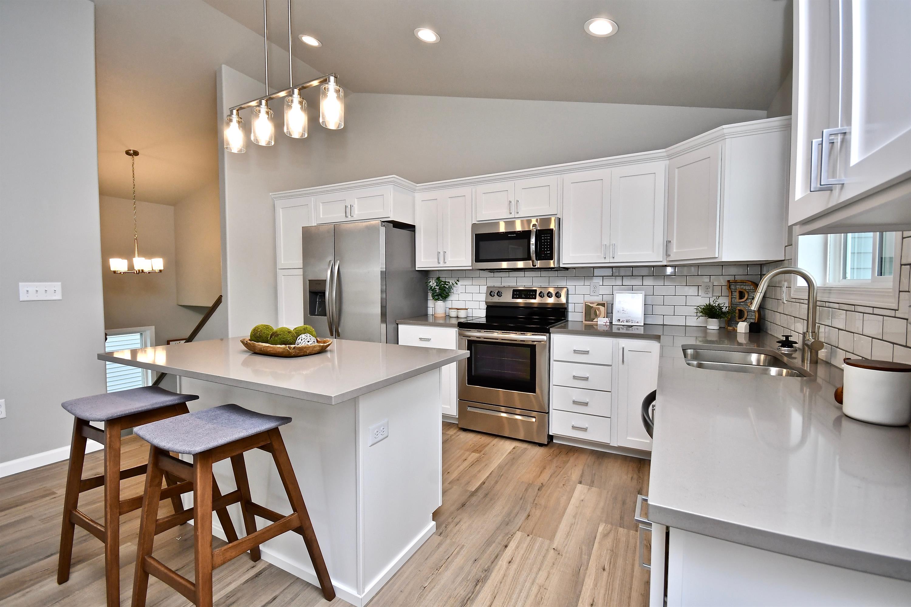 1716 18th Street North – photo 2