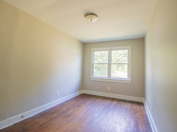 9877 Redcliff Road – photo 2