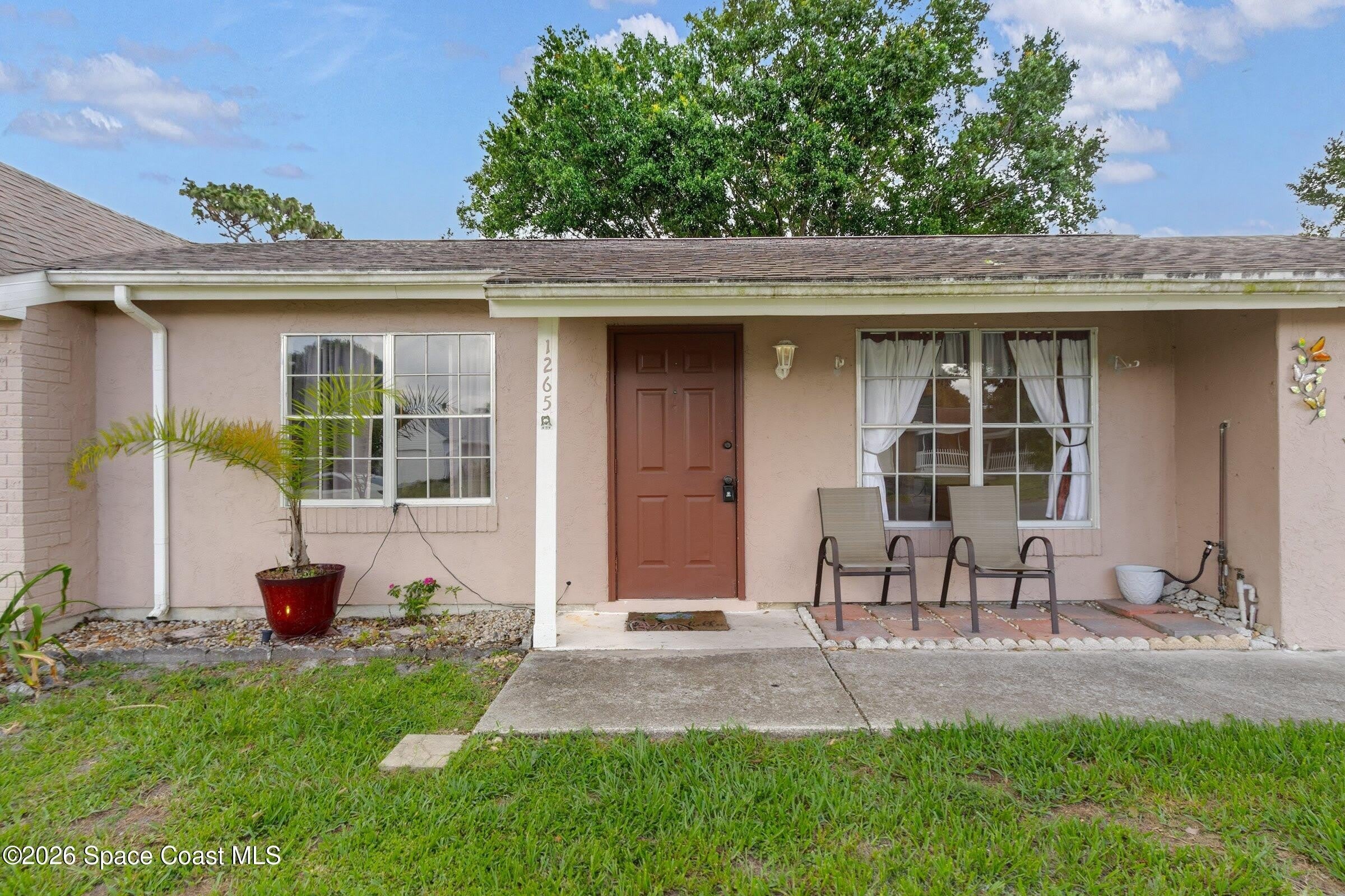 1265 Ethel Circle NE – photo 3