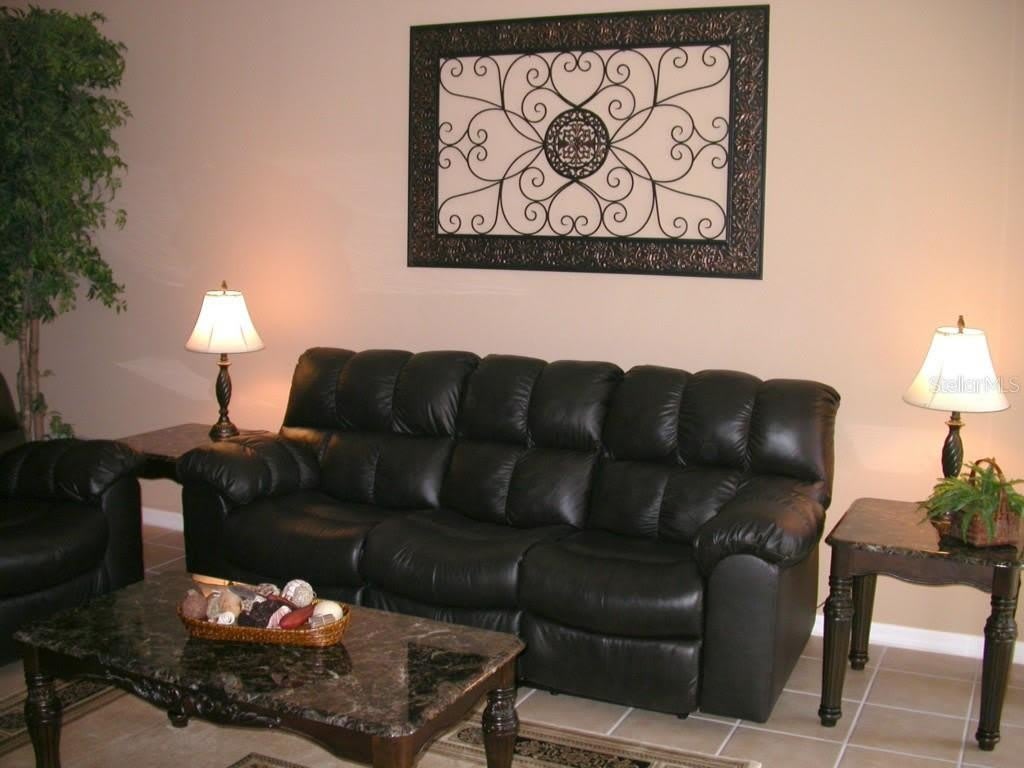 10313 HEBBLEWHITE Court – photo 4