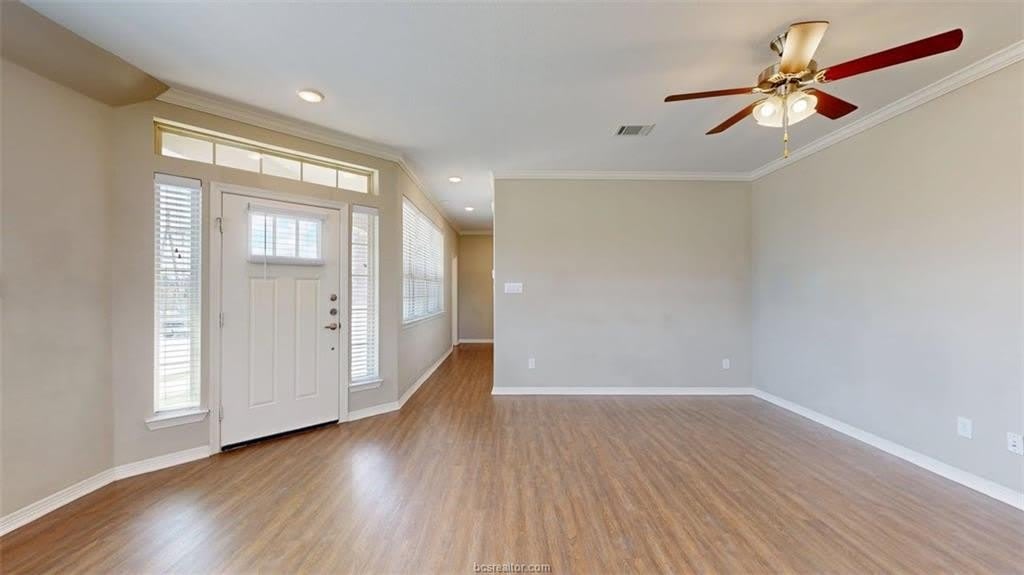 2027 Harvey Mitchell Parkway S – photo 3