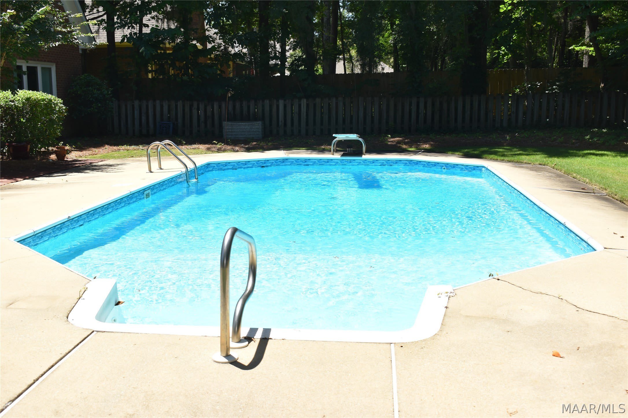8212 Glynnwood Drive – photo 5