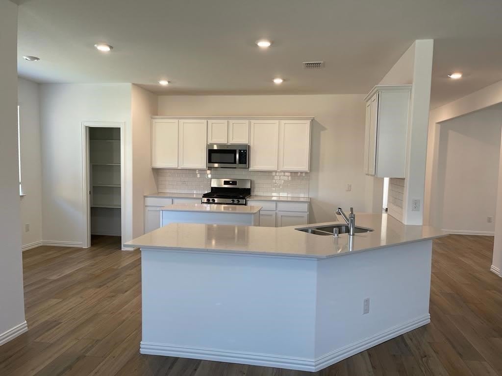 1115 Mahogany Lane – photo 3