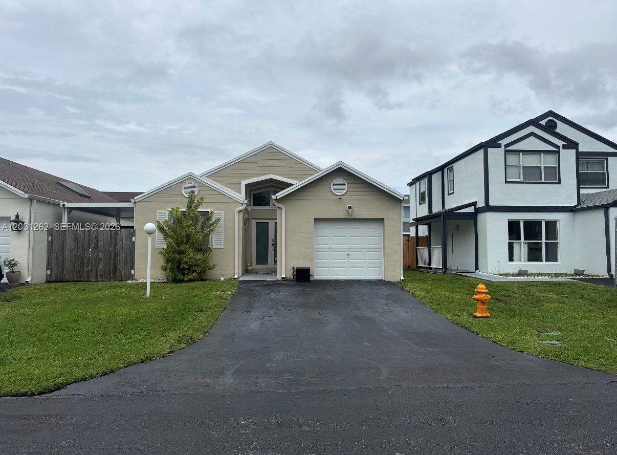 10049 Sw 222nd St – photo 3