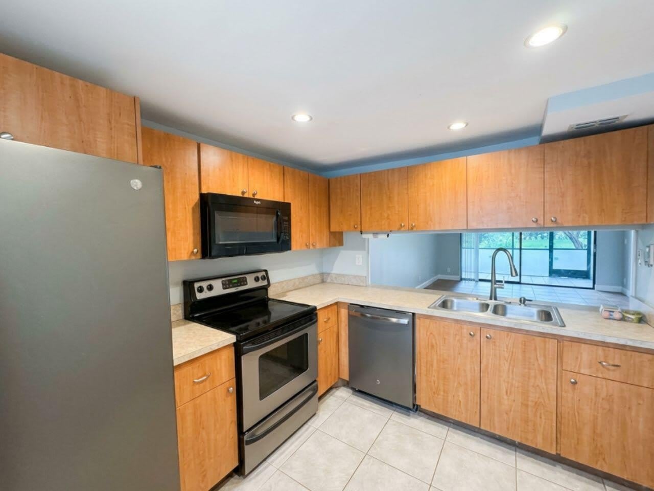 7340 NW 1ST Street – photo 1
