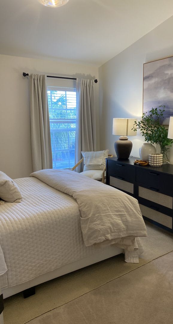 3 2 5 Townhouse Available For Season Beautifully Updated Unit Stratford Place North Naples – photo 4