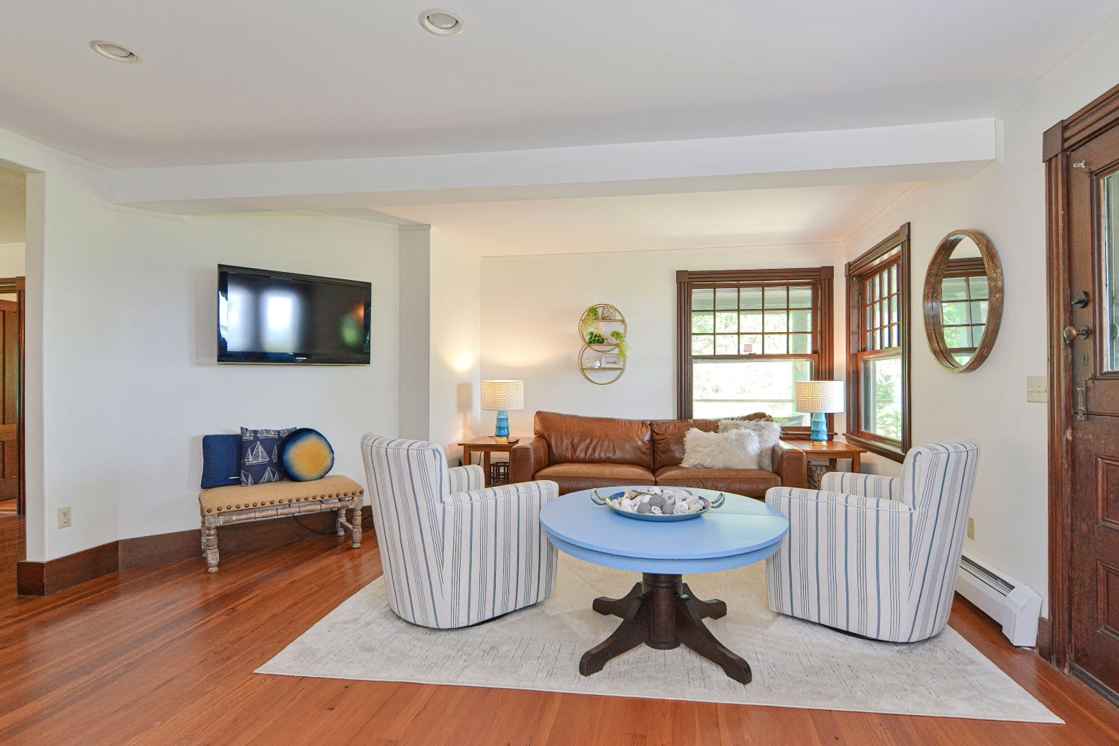Stunning Victorian Winter Rental With Ocean Views – photo 5