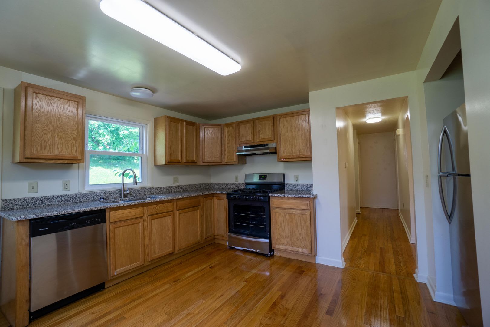 1274 Westcott Apt 1 – photo 3