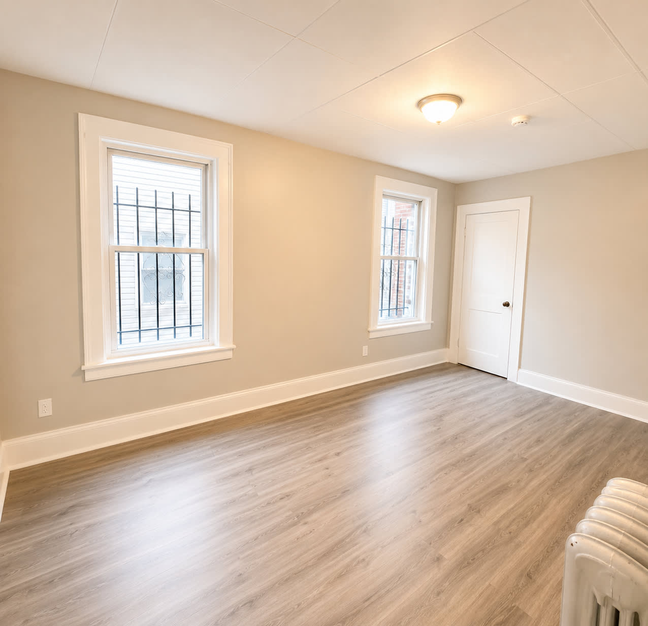 192 194 Shephard Avenue – photo 4