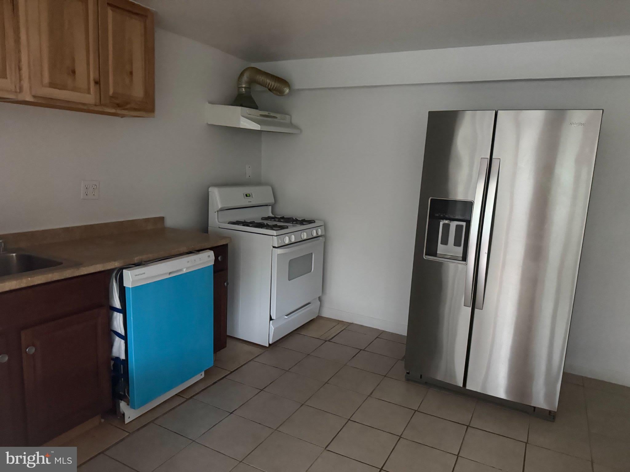 14212 FISHER Avenue – photo 5
