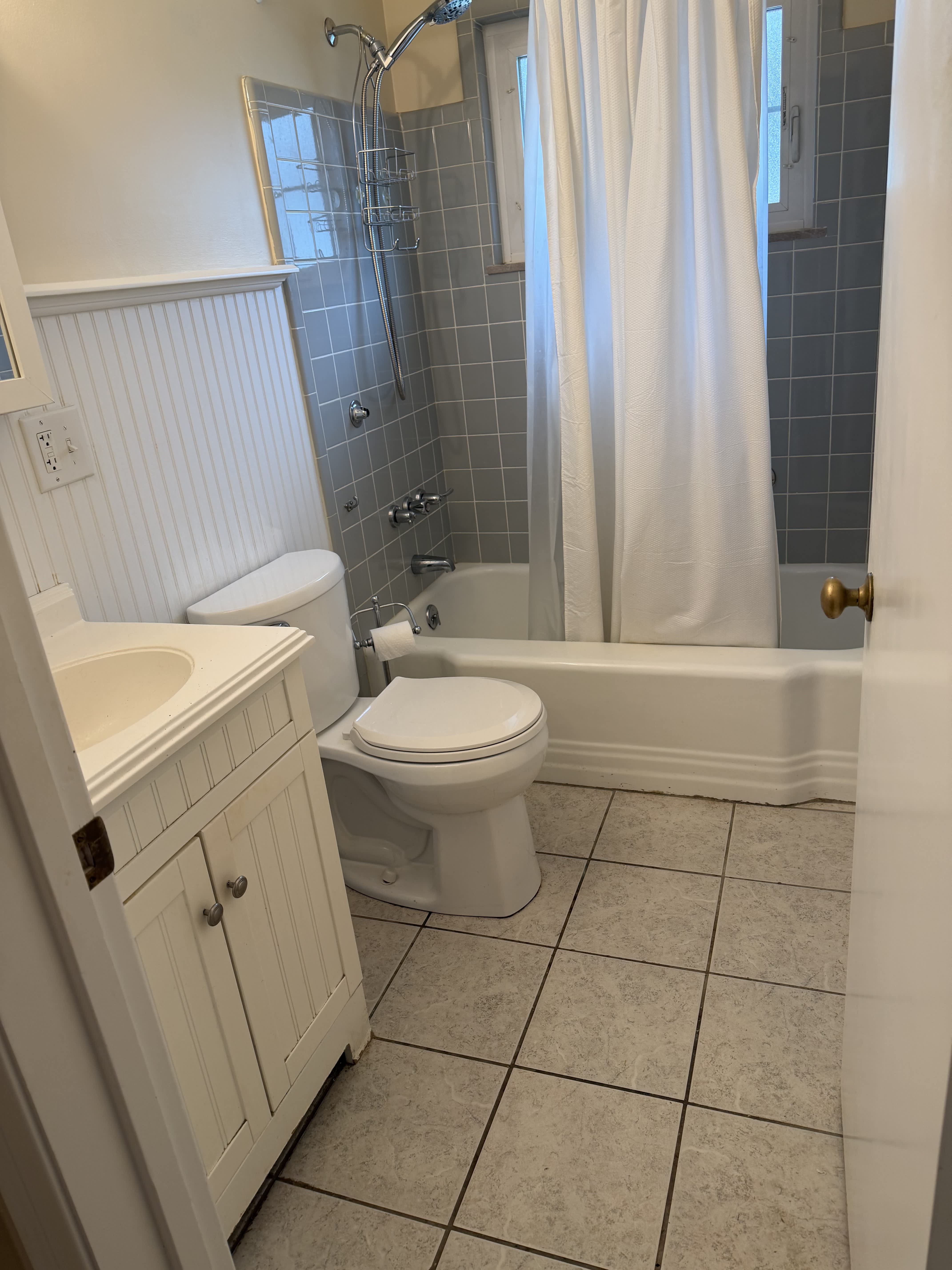 445 N Cassady Ave – photo 1