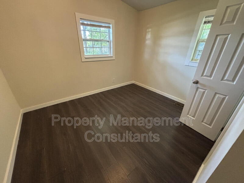 2212 Old Blue Spring Road Northwest – photo 3