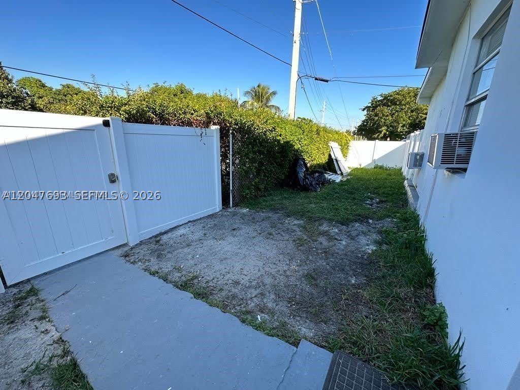 301 9Th St – photo 3