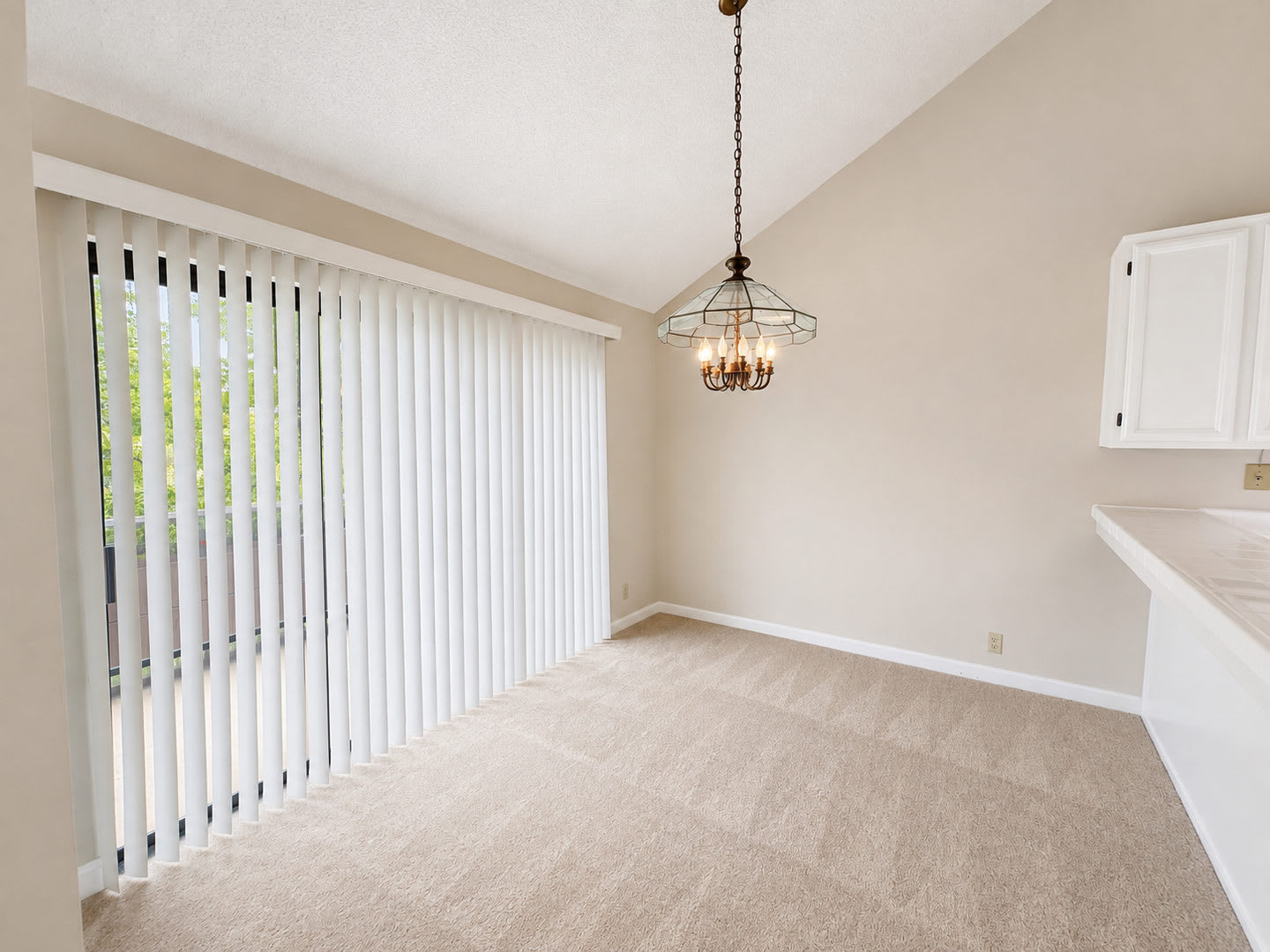 Fremont Walnut Ave condo is spacious 2 bedroom with open loft, has 2 car garage and great location! – photo 5