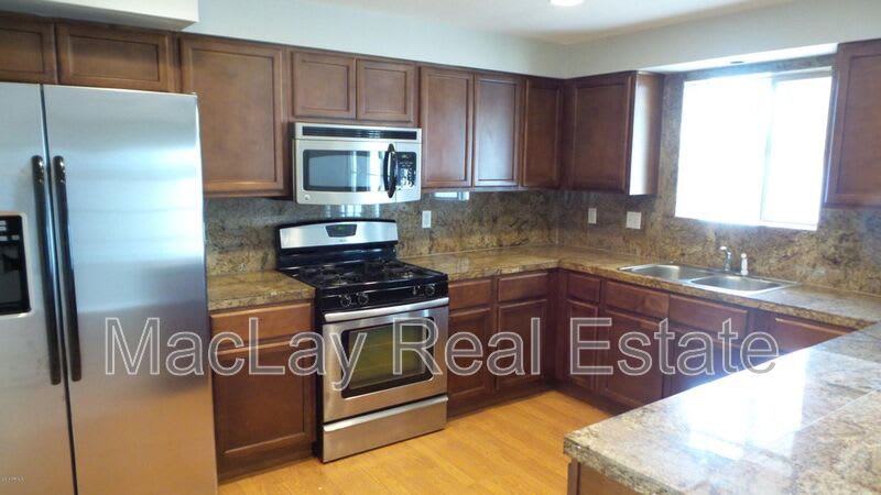 3525 E Hearn Rd – photo 3