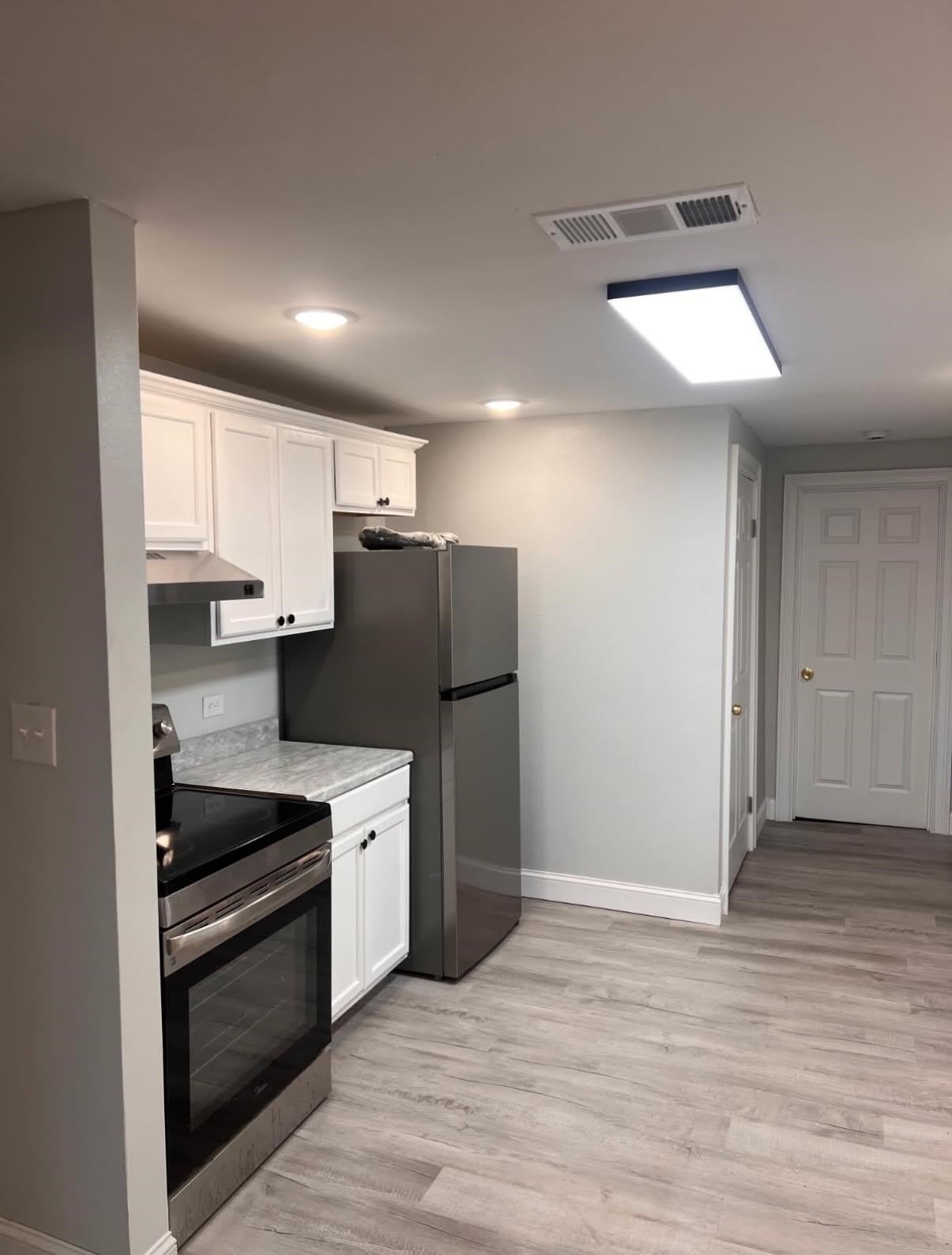 7445 Main St – photo 3