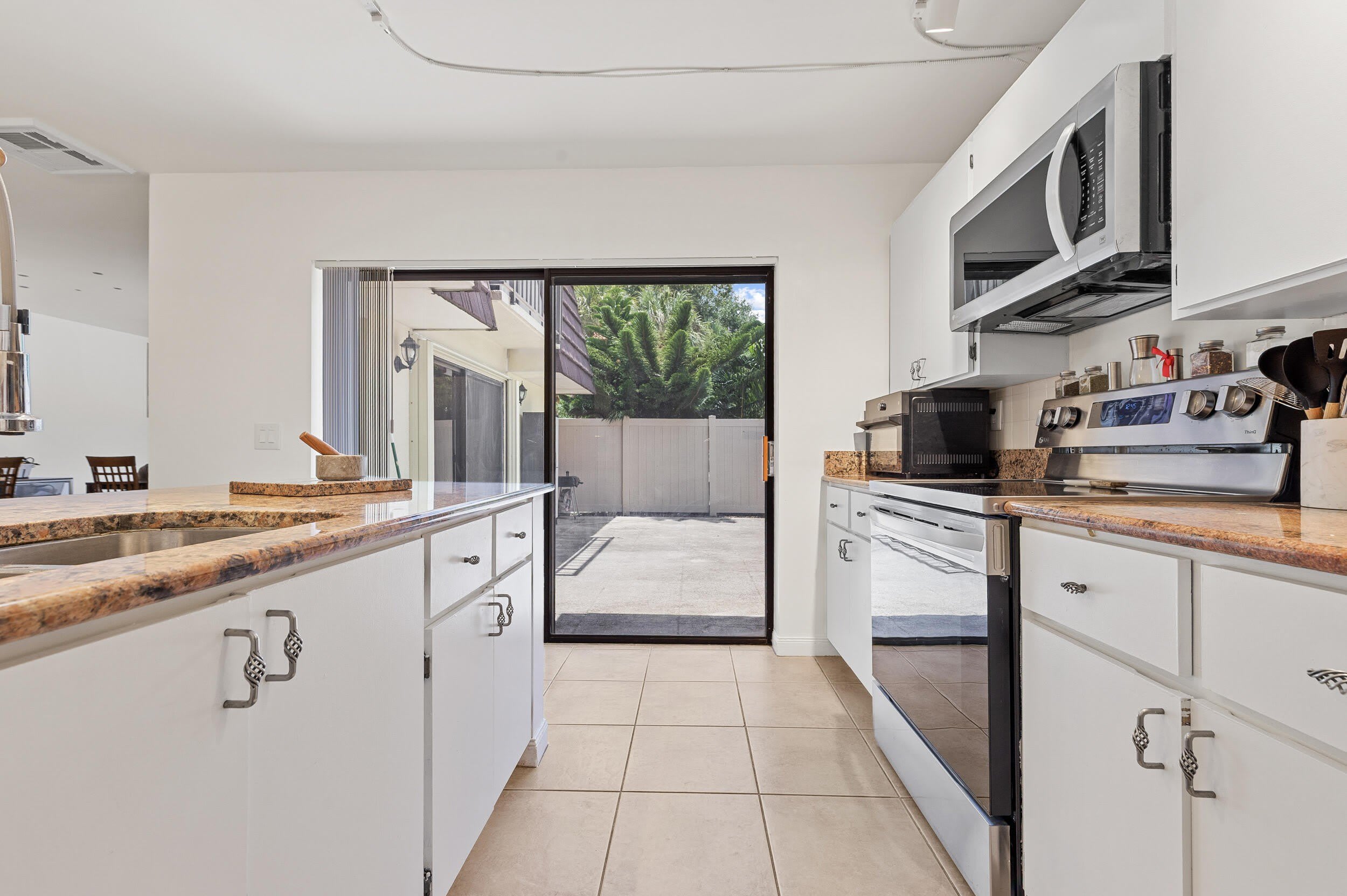7424 74th Way – photo 3