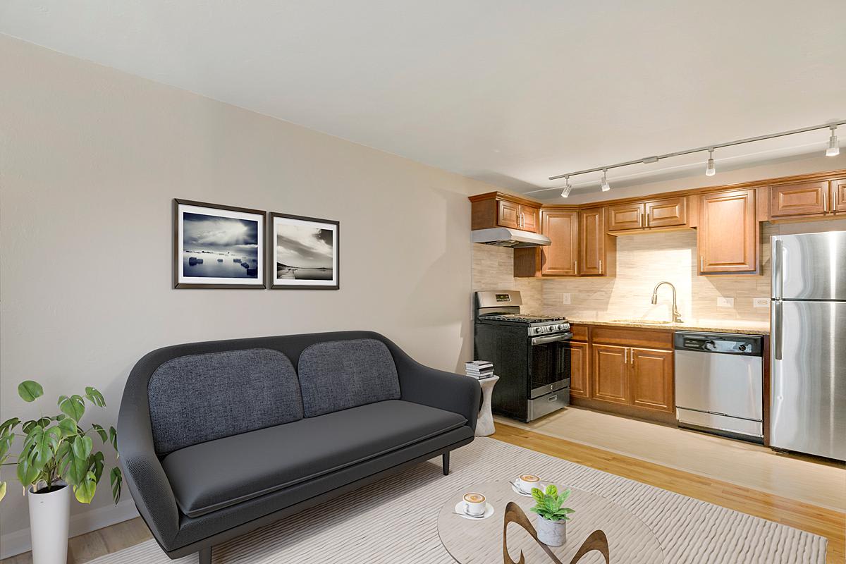 Logan Terrace – photo 1