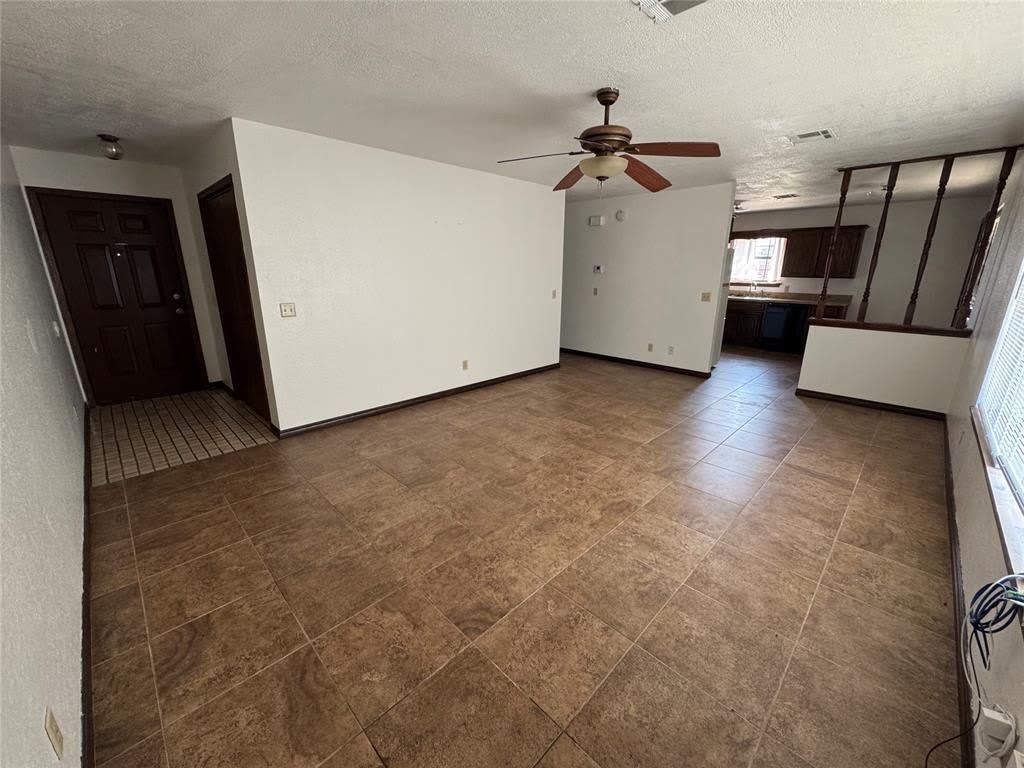 2022 Berry Street – photo 2