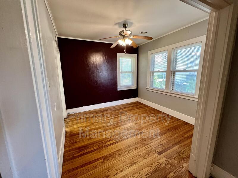 1501 NW 42nd ST – photo 5