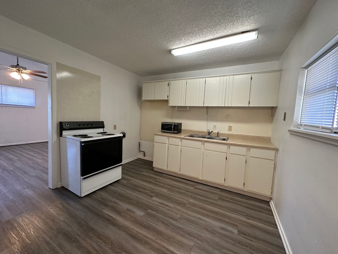 Unique 1 Bedroom – photo 4